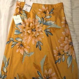 NEW Satin Floral Mini Skirt - Gold/Multi, Size M